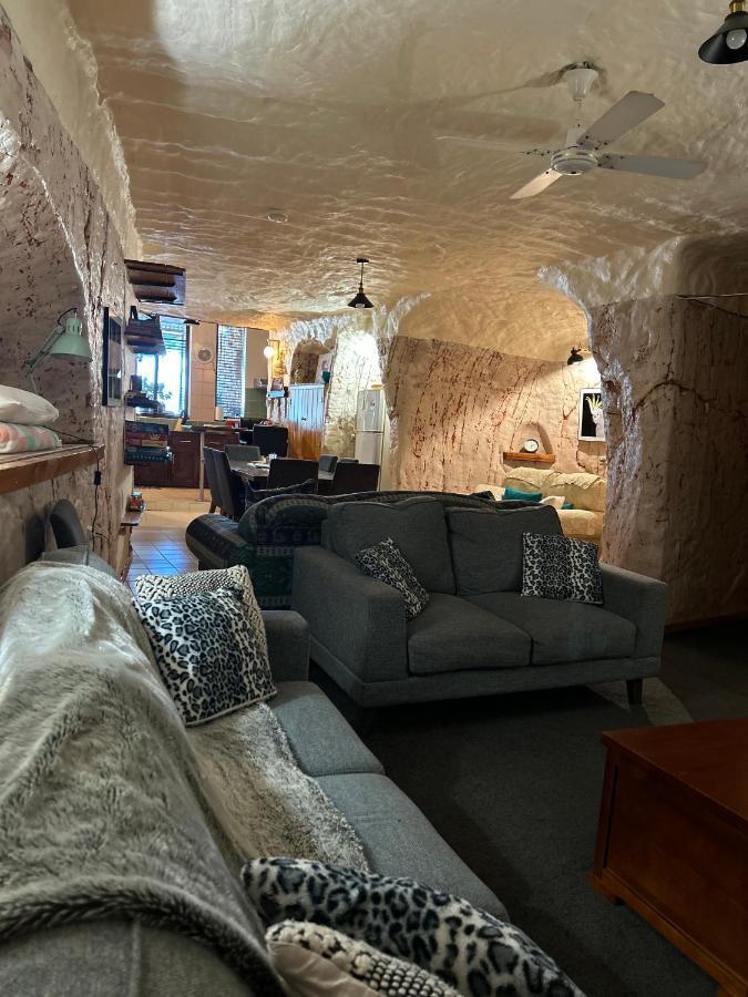 Dinky Di'S Dugout Villa Coober Pedy Eksteriør billede
