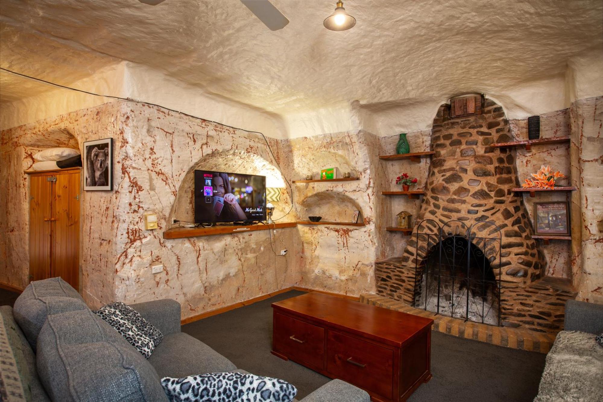 Dinky Di'S Dugout Villa Coober Pedy Eksteriør billede