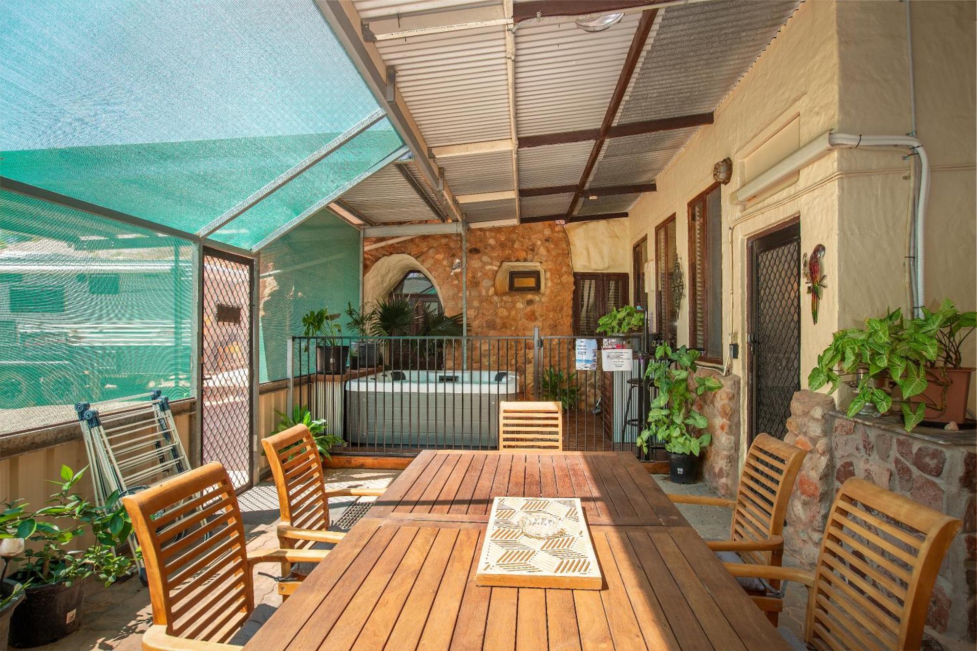 Dinky Di'S Dugout Villa Coober Pedy Eksteriør billede