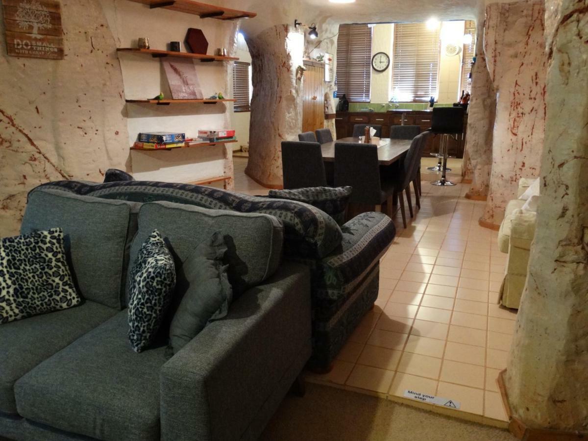 Dinky Di'S Dugout Villa Coober Pedy Eksteriør billede